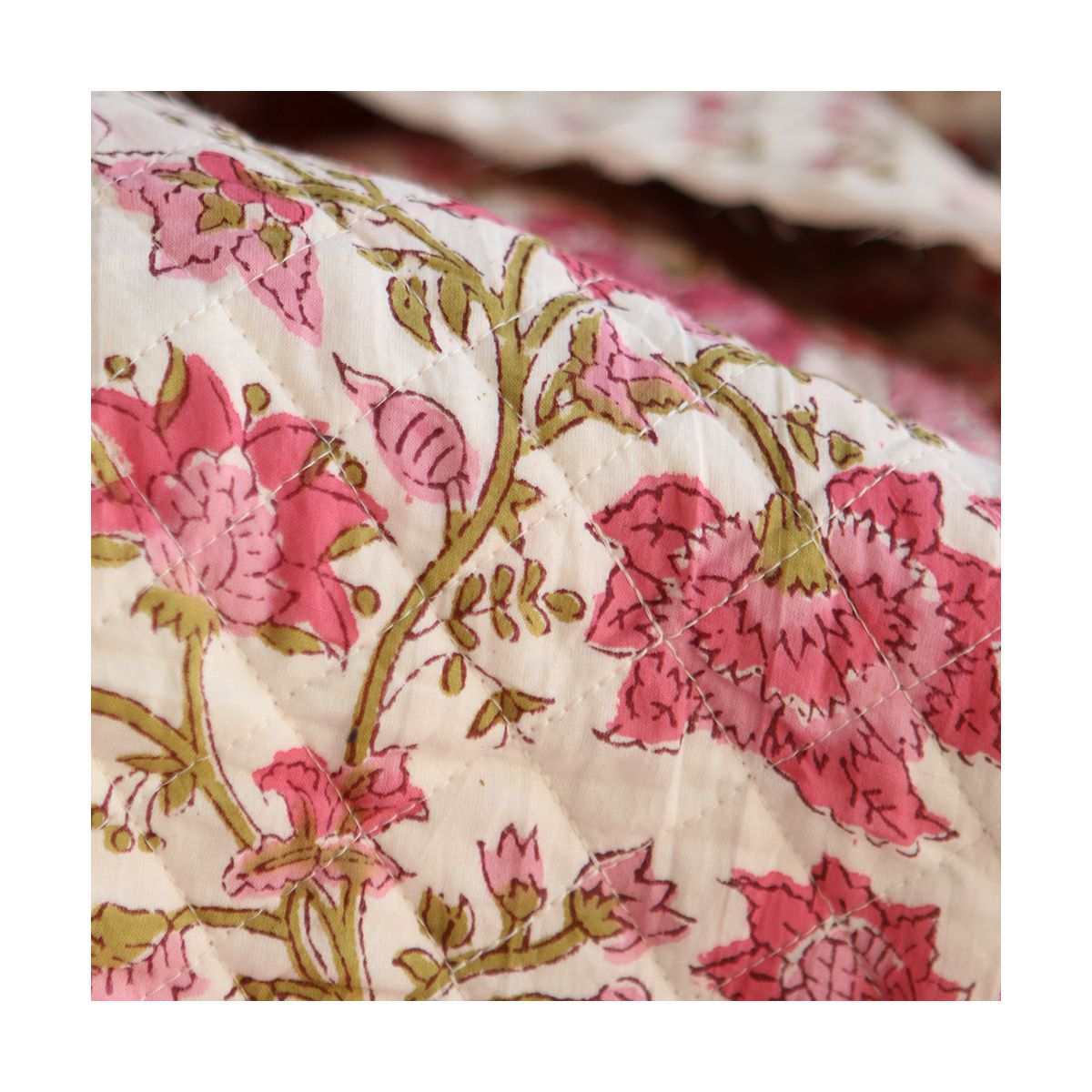 Arya - Tissu indien matelassé double face coton hand block largeur 100cm Arya - Tissu indien matelassé double face coton hand block largeur 100cm