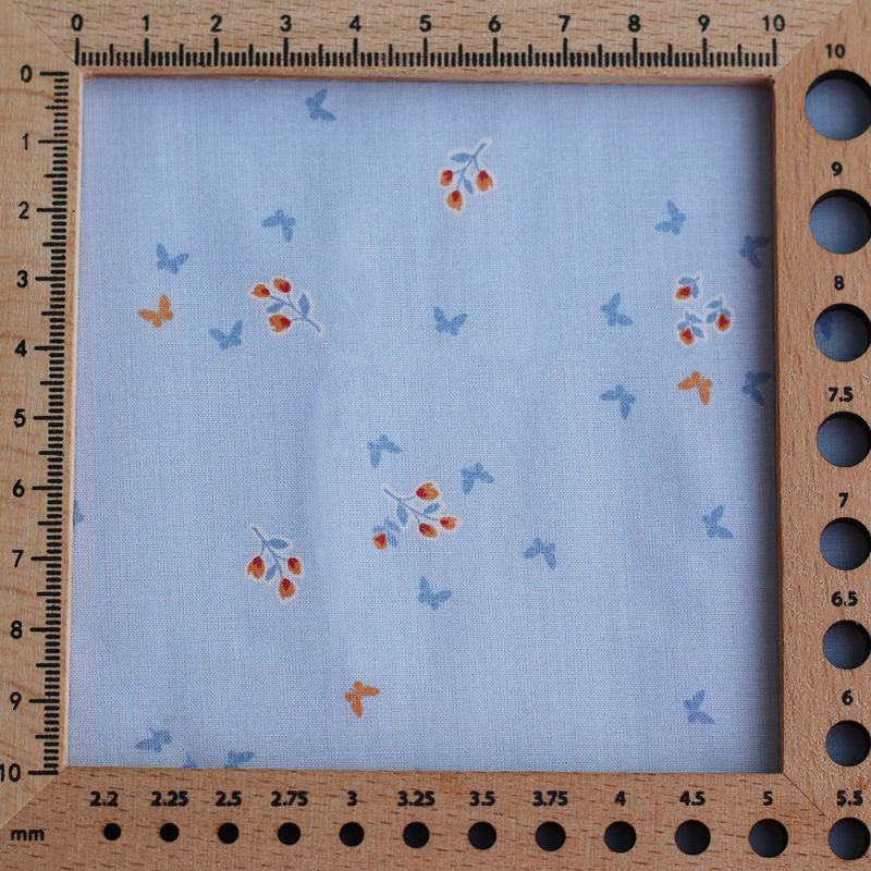 copy of Batiste de coton SILKYNE imprimé rayures bleues