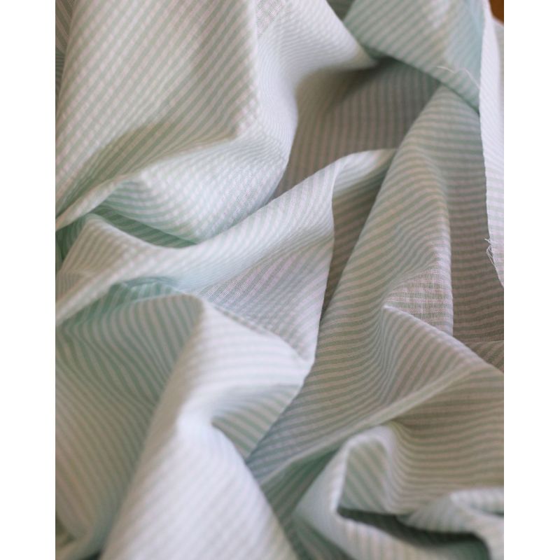 Seersucker / Coton gaufré rayures blanc et vert d'eau
