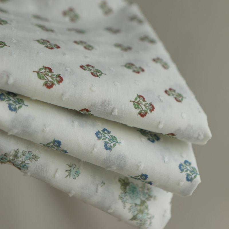 Hazel - Plumetis de coton imprimé fleuri bleu et vert