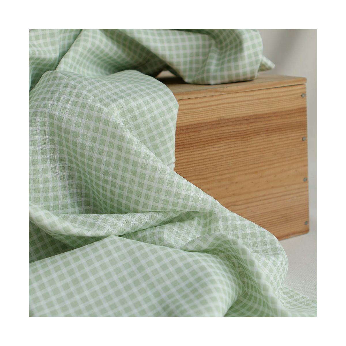 Paul - Tissu lin coton rayures 1mm blanc lait et vert amande