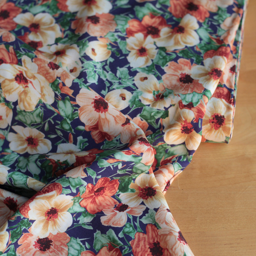 Florence - Viscose imprimée fleuri ocre Batikou - 1