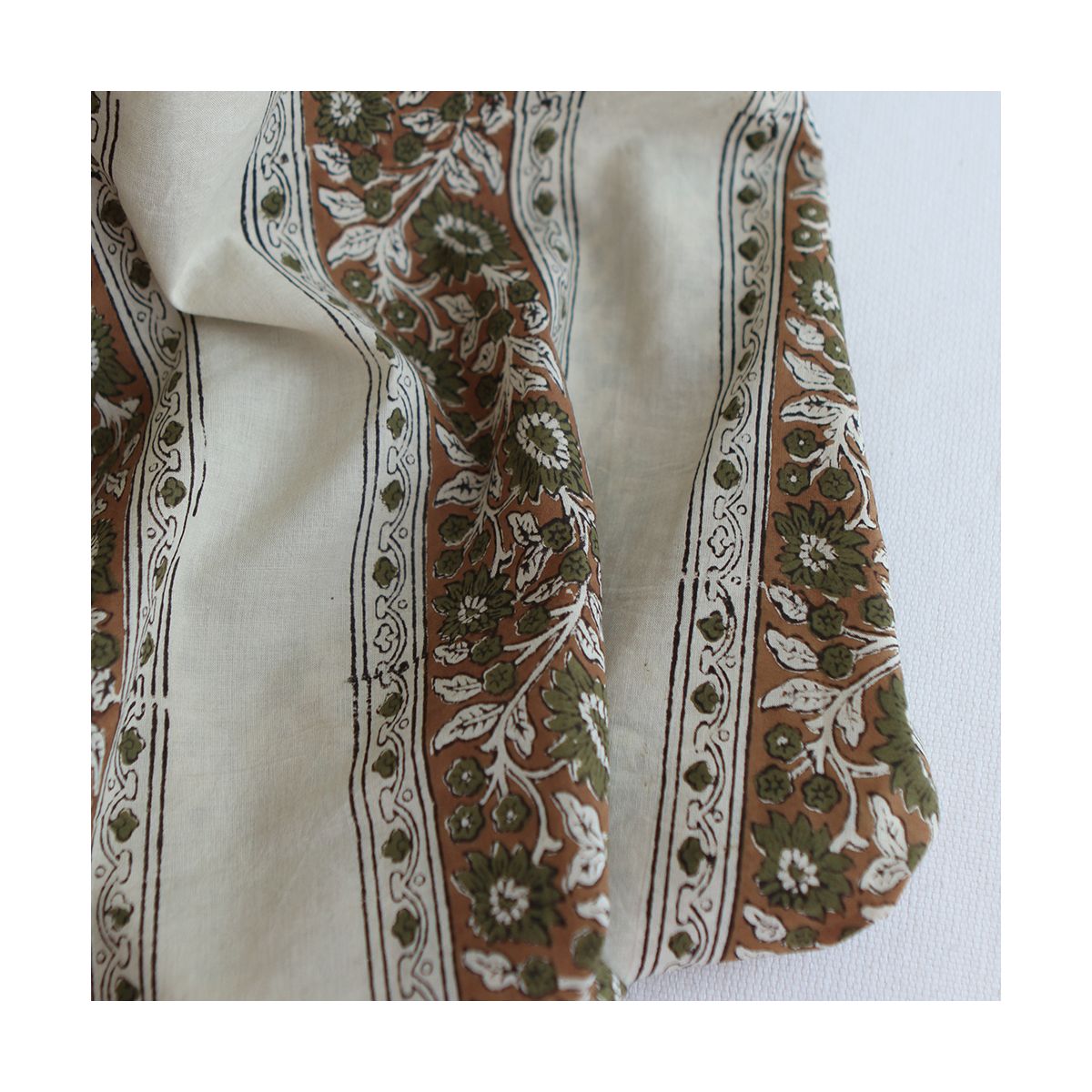 Neela B - Tissu indien coton hand block traditionnel