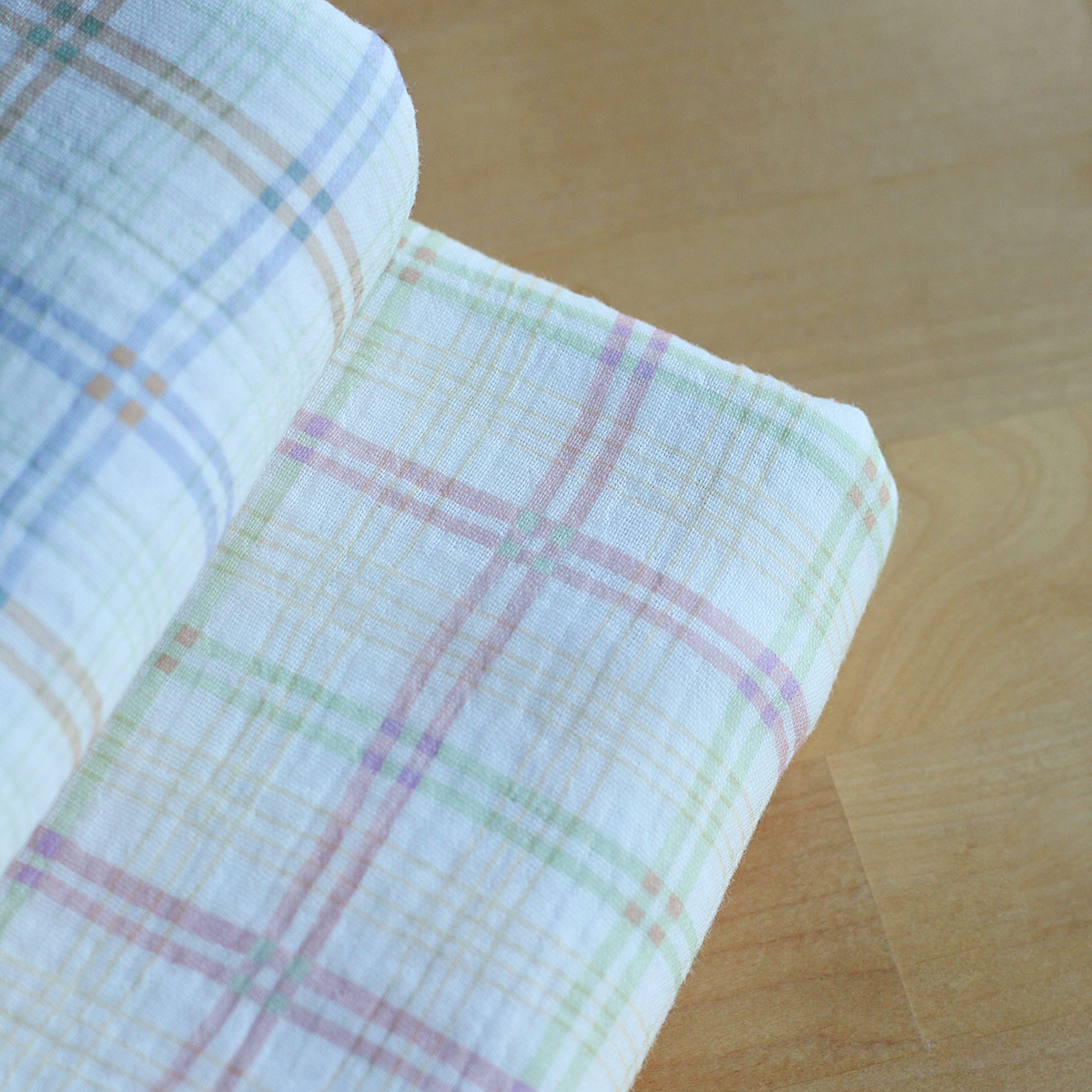 copy of Solea - Double gaze de coton coloris fond jaune pastel motif soleil