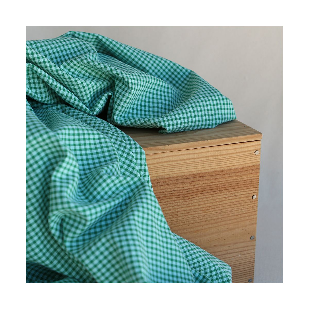 Seersucker / Coton gaufré vichy mini 3mm diabolo menthe Seersucker / Coton gaufré vichy mini 3mm diabolo menthe