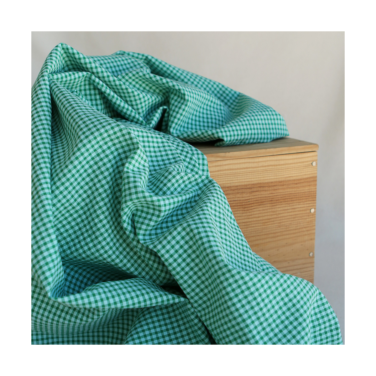 Seersucker / Coton gaufré vichy mini 3mm diabolo menthe Seersucker / Coton gaufré vichy mini 3mm diabolo menthe