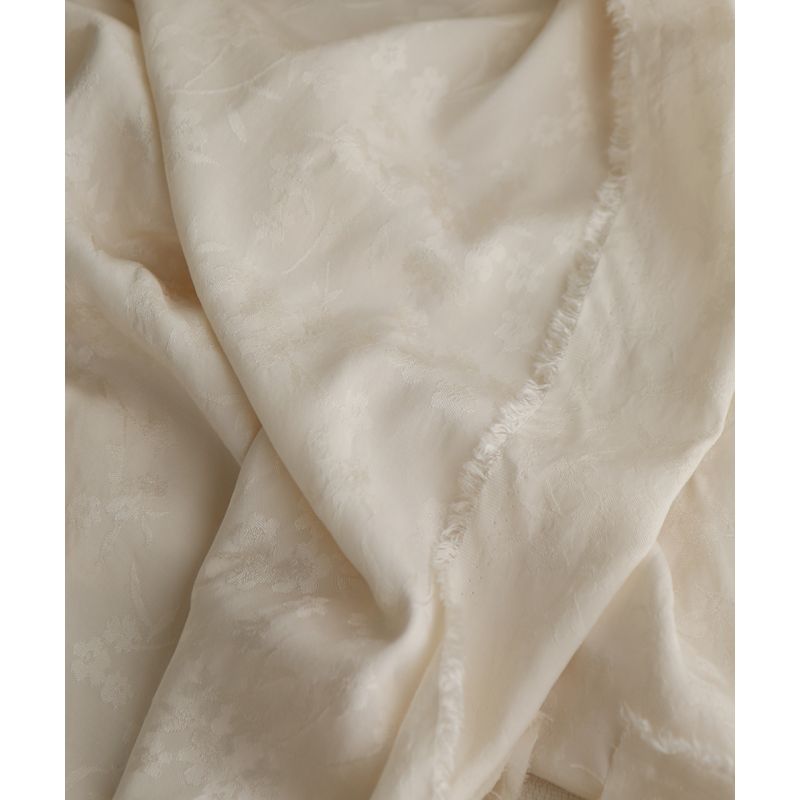 Jasmine - Viscose tissage jacquard fleuri écru